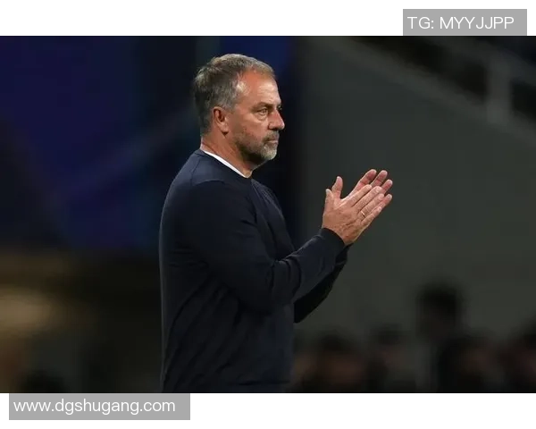 红蓝博弈的“神来之笔”：克里斯滕森续约背后的财技、忠诚与拉波尔塔的野望